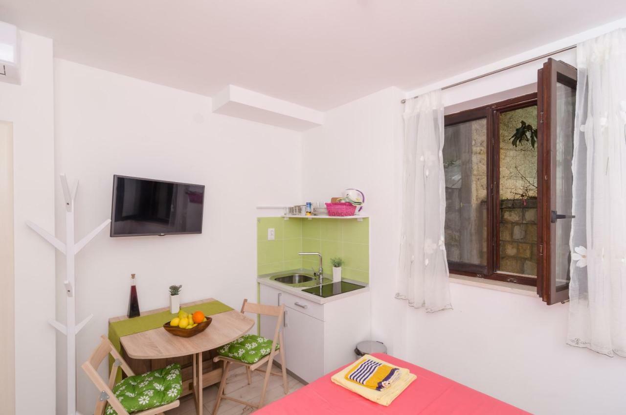 Apartments Eva ドゥブロブニク エクステリア 写真