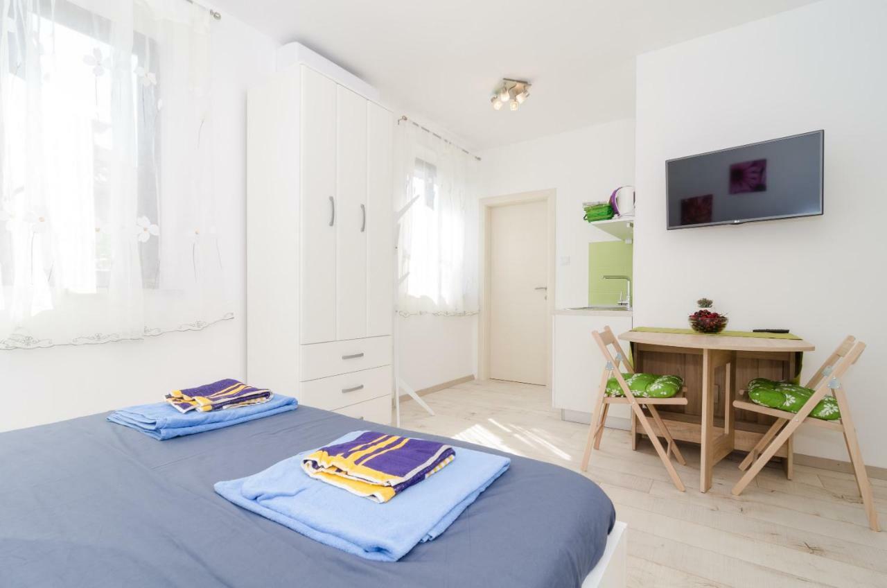 Apartments Eva ドゥブロブニク エクステリア 写真